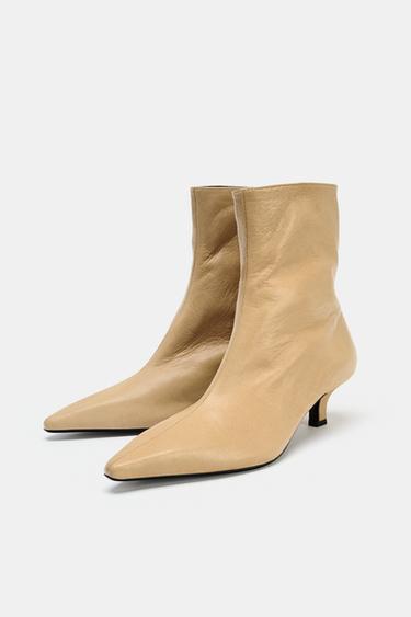 BOTTINES À TALONS EN CUIR - Beige de Zara - Image 4