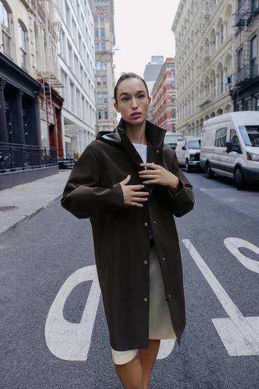 RUBBERISED HOODED RAINCOAT - Brown by Zara