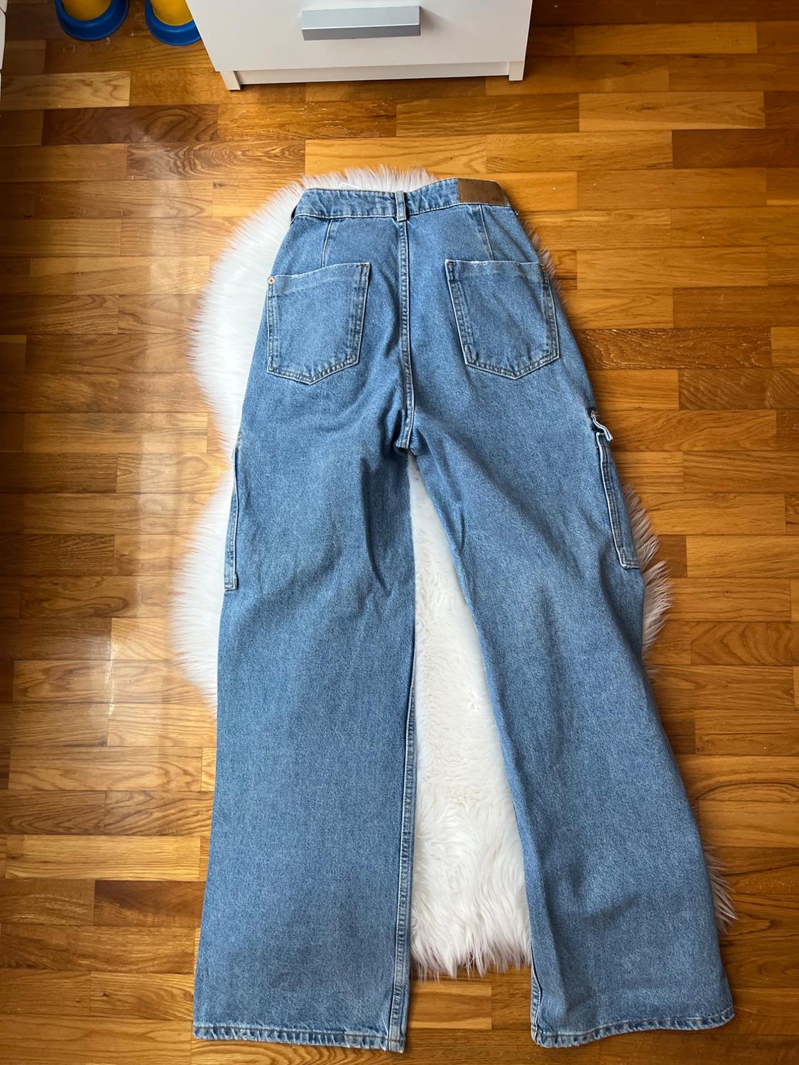 Z1975 JEANS WITH CARGO POCKETS - Image 2