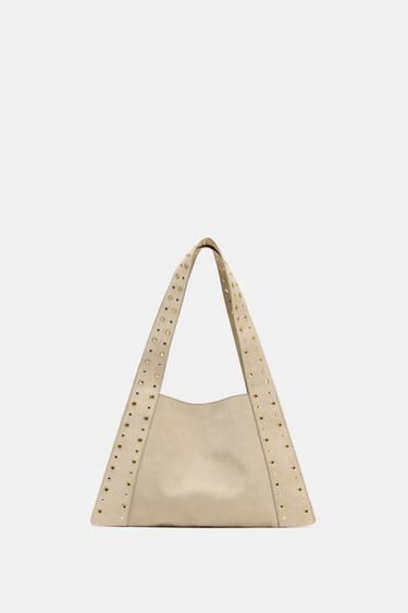 SACS EN CUIR VELOURS BANDOULIÈRE AVEC CLOUS - SABLE/MARRON de Zara