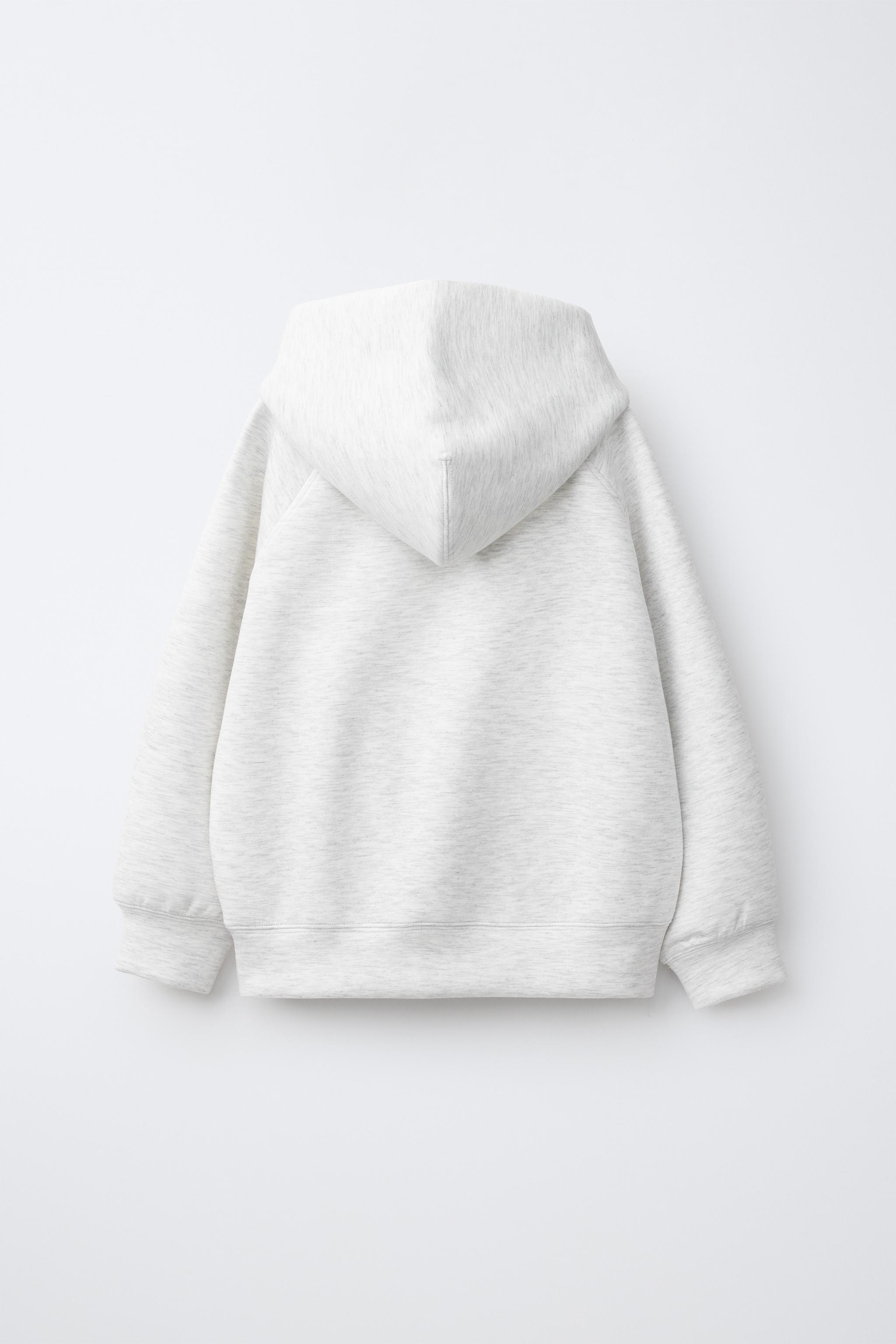 SPORTY HOODIE