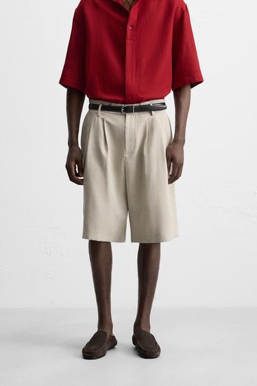 PLEATED WIDE-LEG BERMUDA SHORTS - Light beige by Zara - Image 1