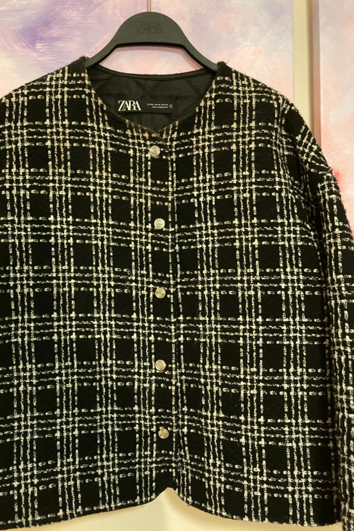 TEXTURED PUFFER JACKET