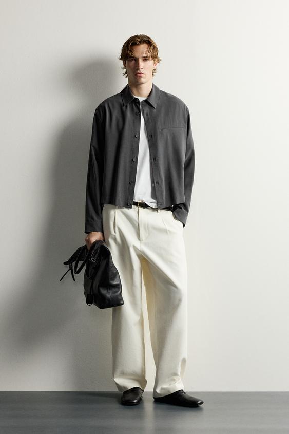 SOBRECAMISA FLUIDA CROPPED FIT - Gris de Zara - Imatge 0