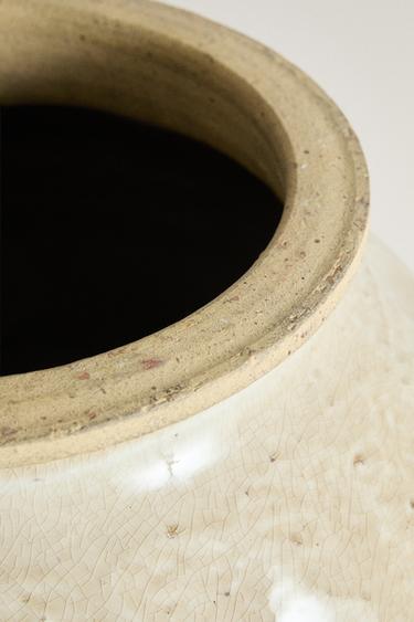 TALL CERAMIC VASE — Ecru 2