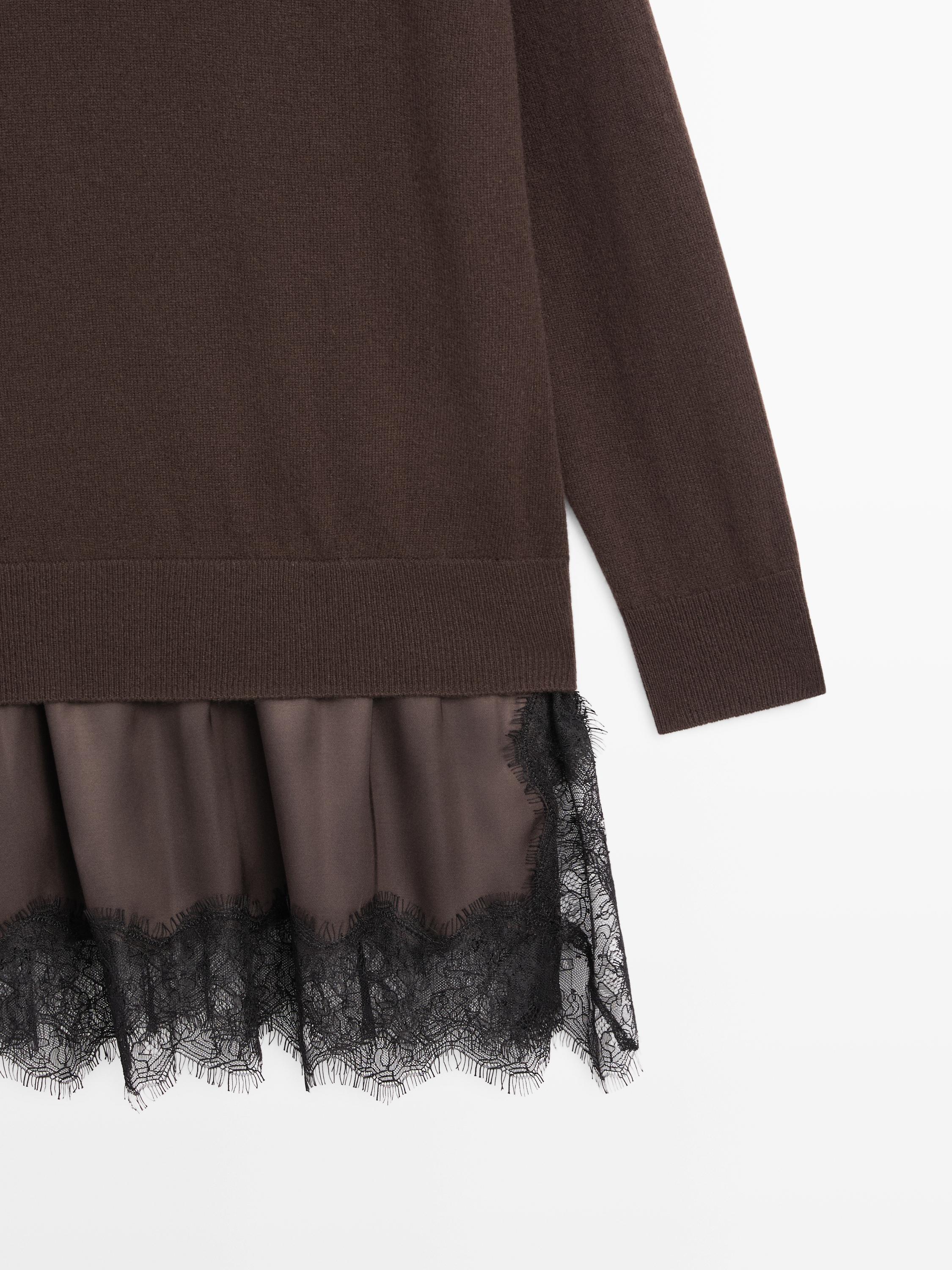 Long knit sweater with contrast lace