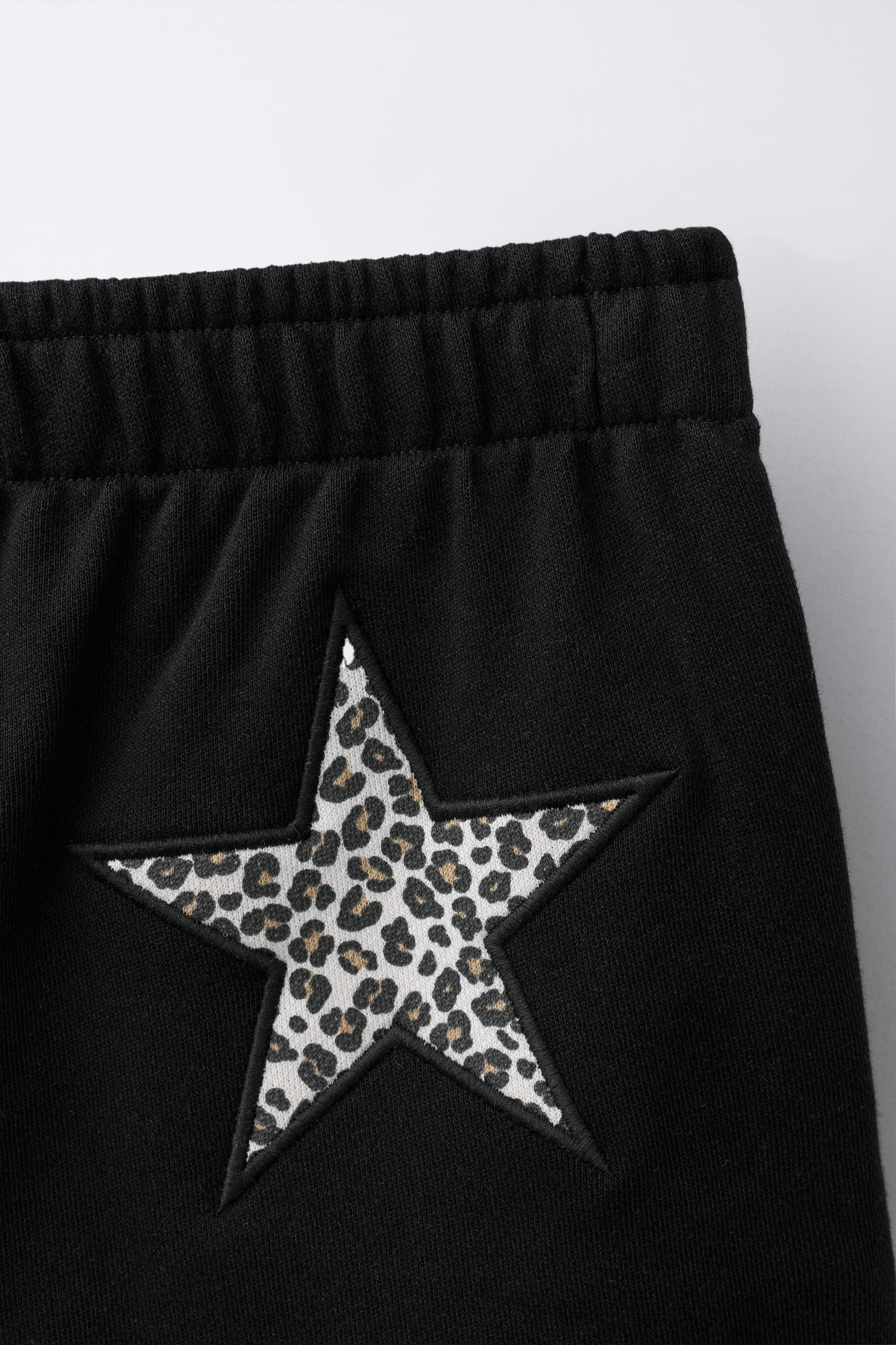 STAR PATCH PLUSH SHORTS