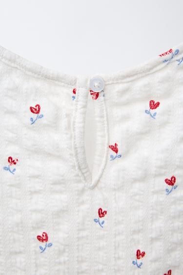 T-SHIRT TEXTURÉ IMPRIMÉ FLEURS - Blanc cassé de Zara - Image 3