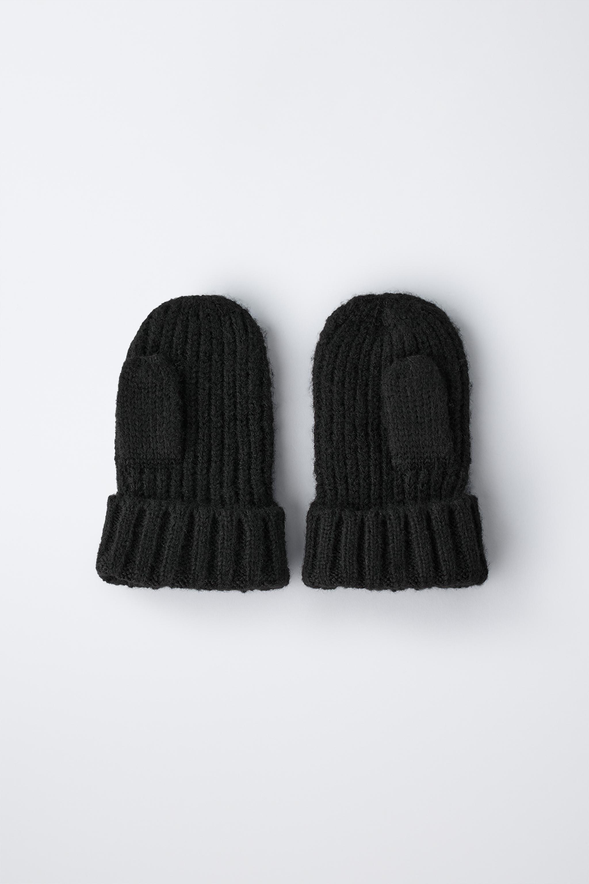 KNIT MITTENS