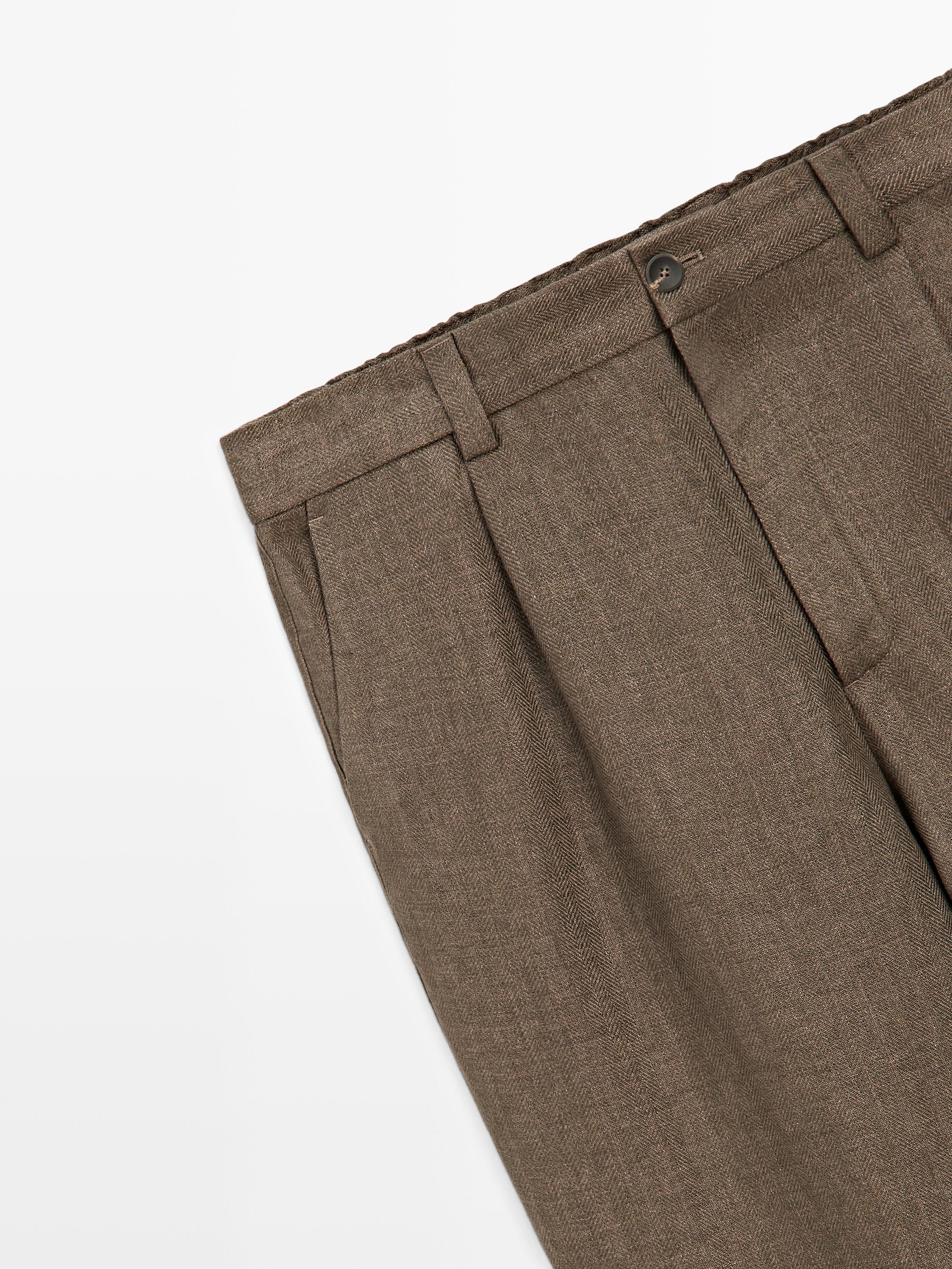 Pantalon à chevrons en lin total look