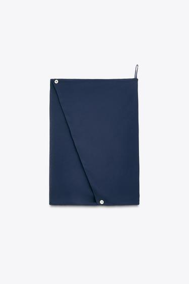ROBE LONGUE CAPE LIMITED EDITION - Bleu marine de Zara - Image 4