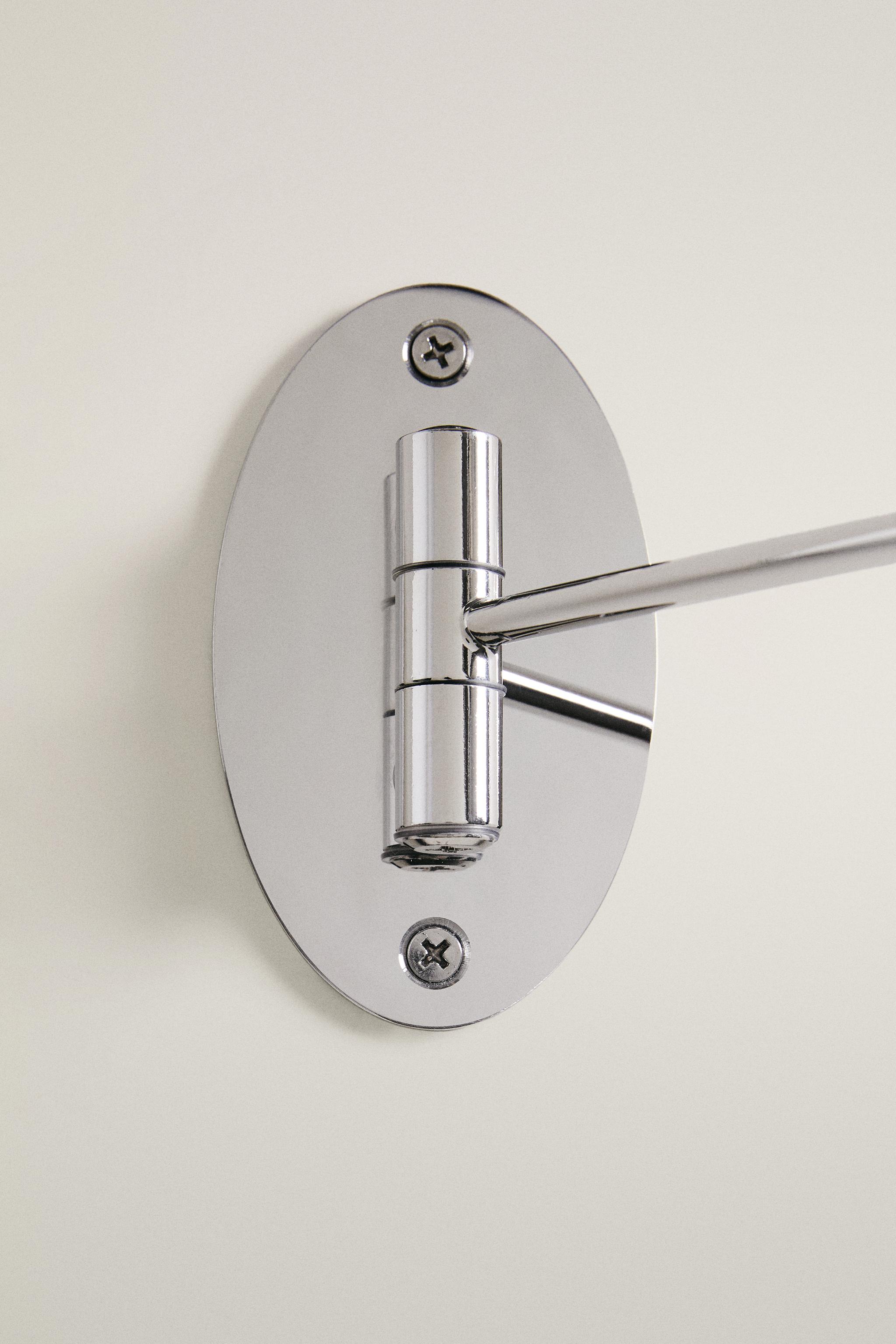 METALLIC ROUND WALL VANITY MIRRORED - Silver | ZARA United States