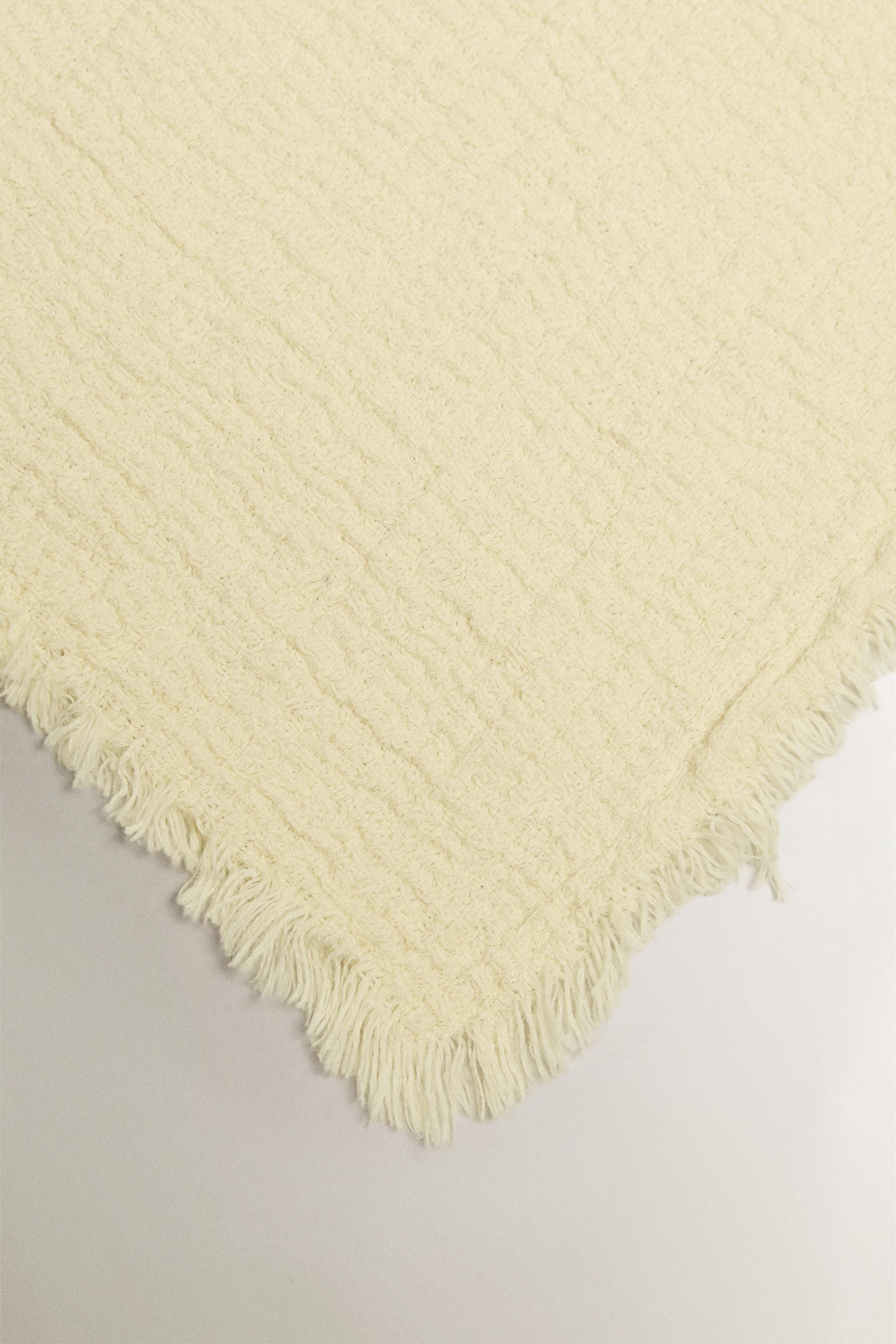 COTTON BLANKET WITH FRINGING — Yellow