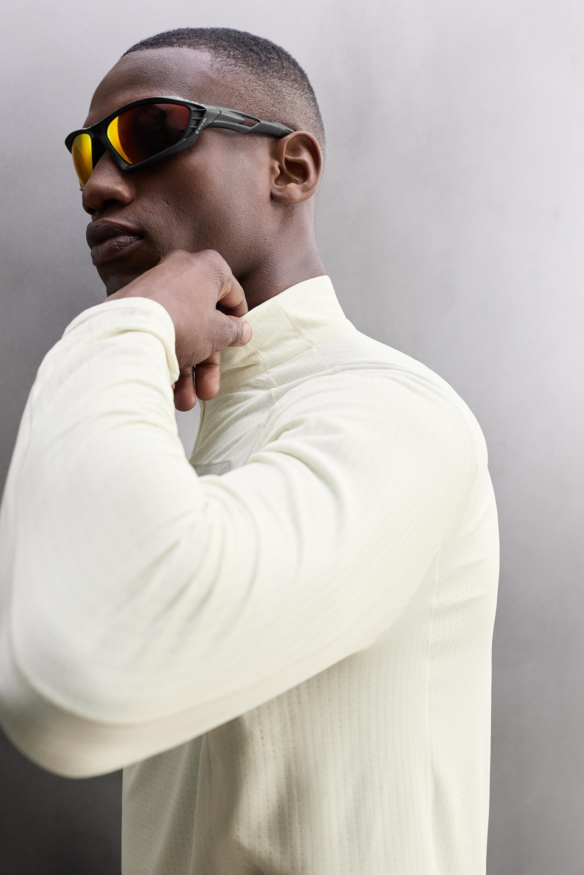 TECHNICAL QUARTER-ZIP T-SHIRT - Oyster-white | ZARA South Africa