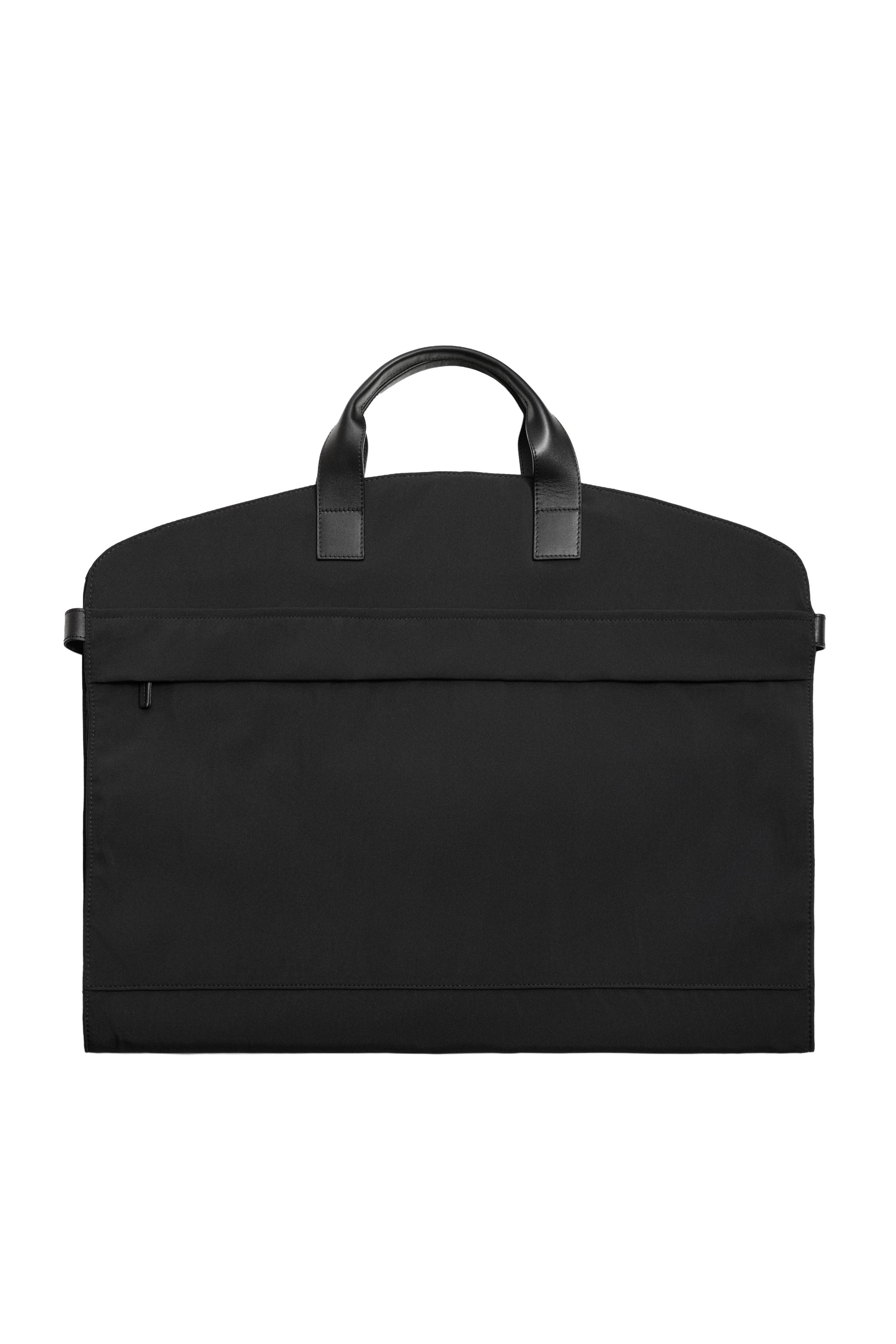 ナイロンスーツカバー - ブラック | ZARA Japan / 日本