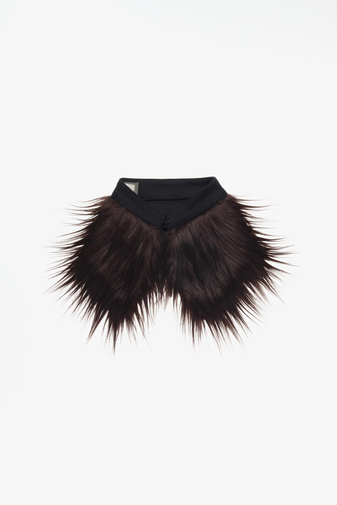 LIMITED EDITION FAUX FUR COLLAR — Chocolate