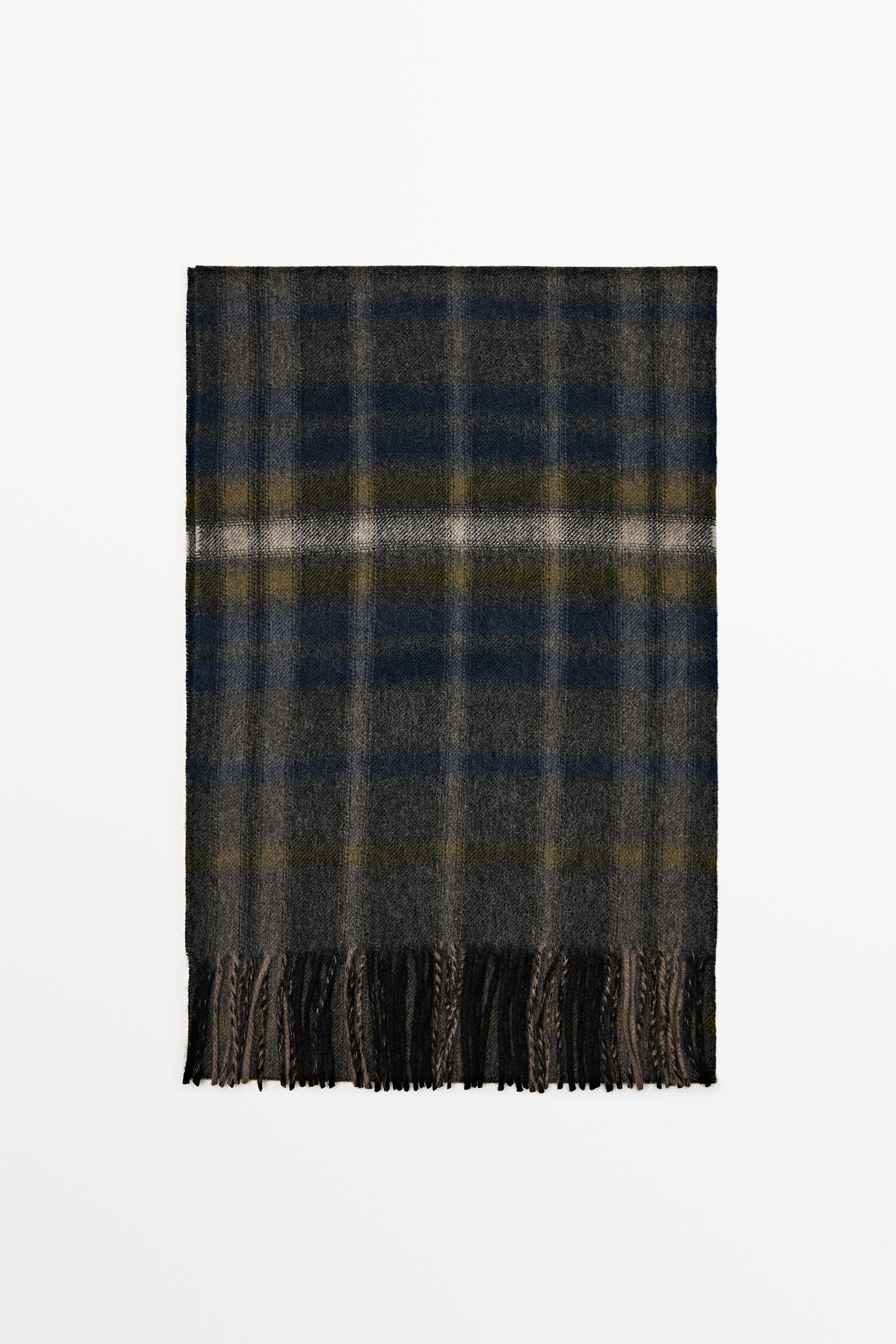 100% cashmere checked scarf