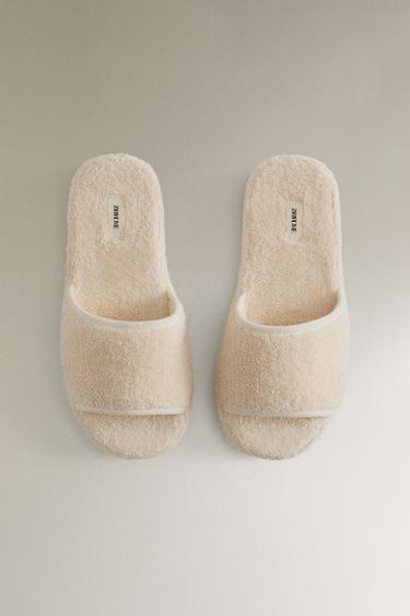 CHAUSSONS FLATFORM TISSU BOUCLÉ - Beige de Zara - Image 2