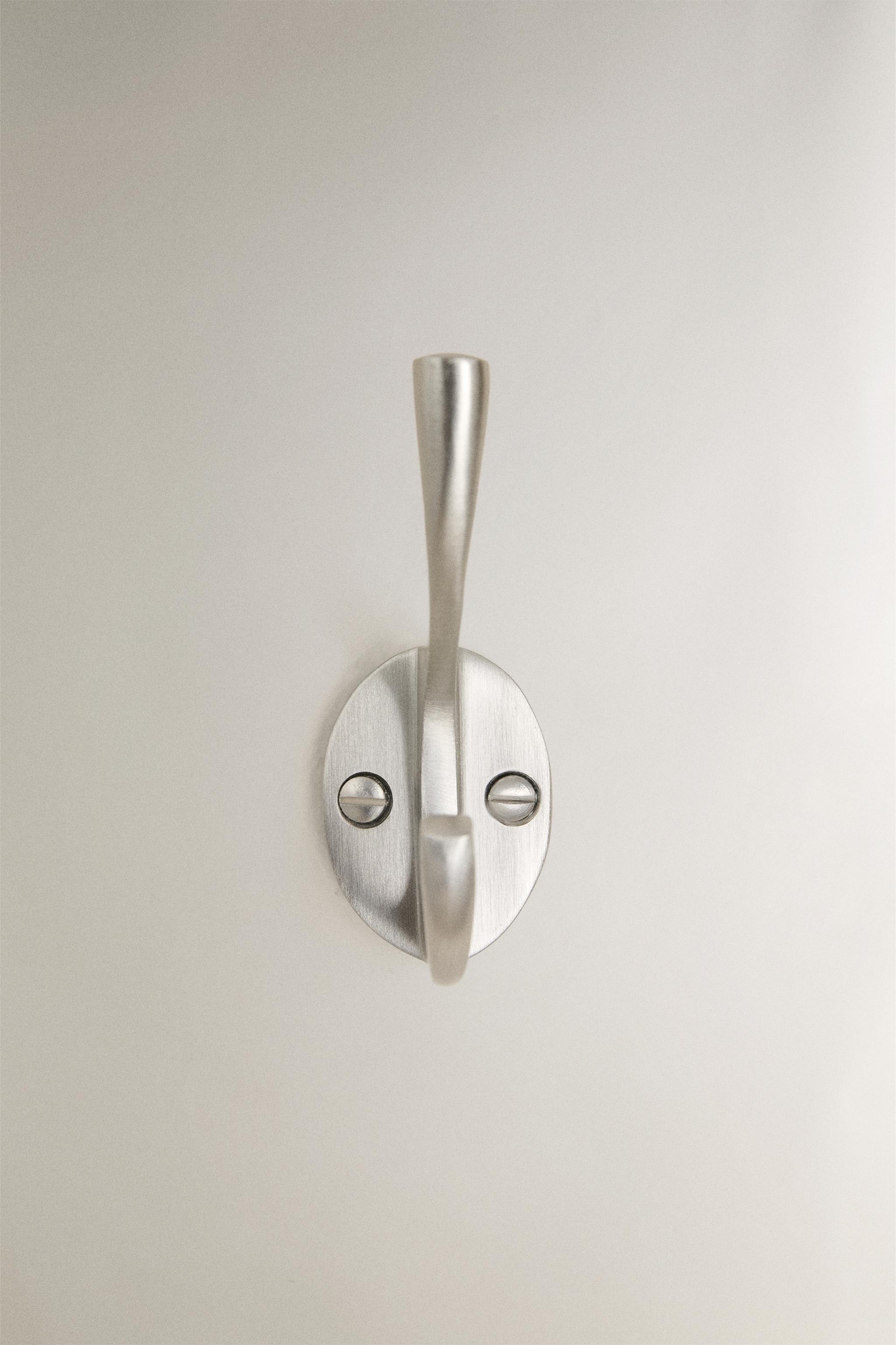 GOLD METAL HOOK — Steel