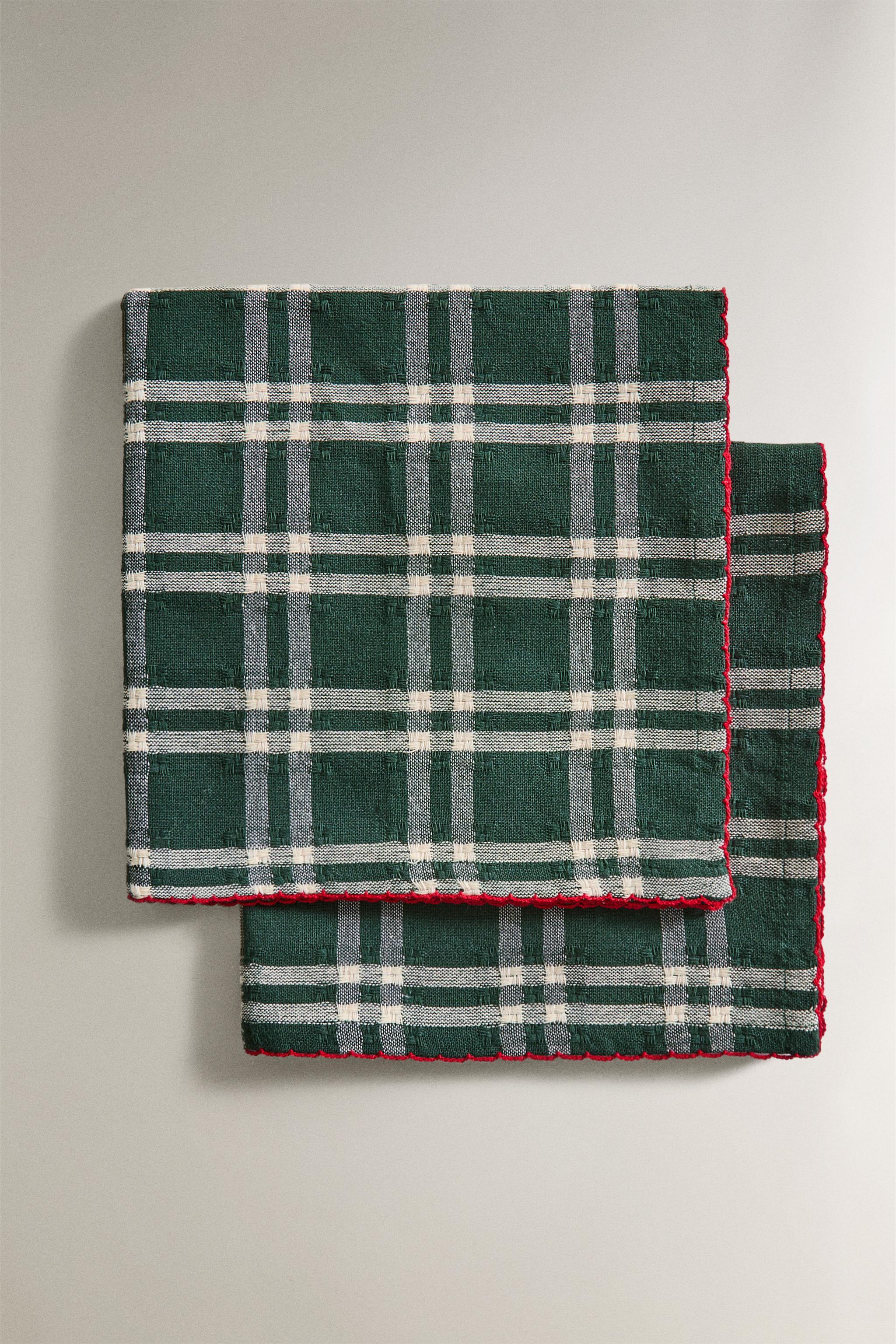SET OF COLORED CHRISTMAS NAPKINS (SET OF 2)