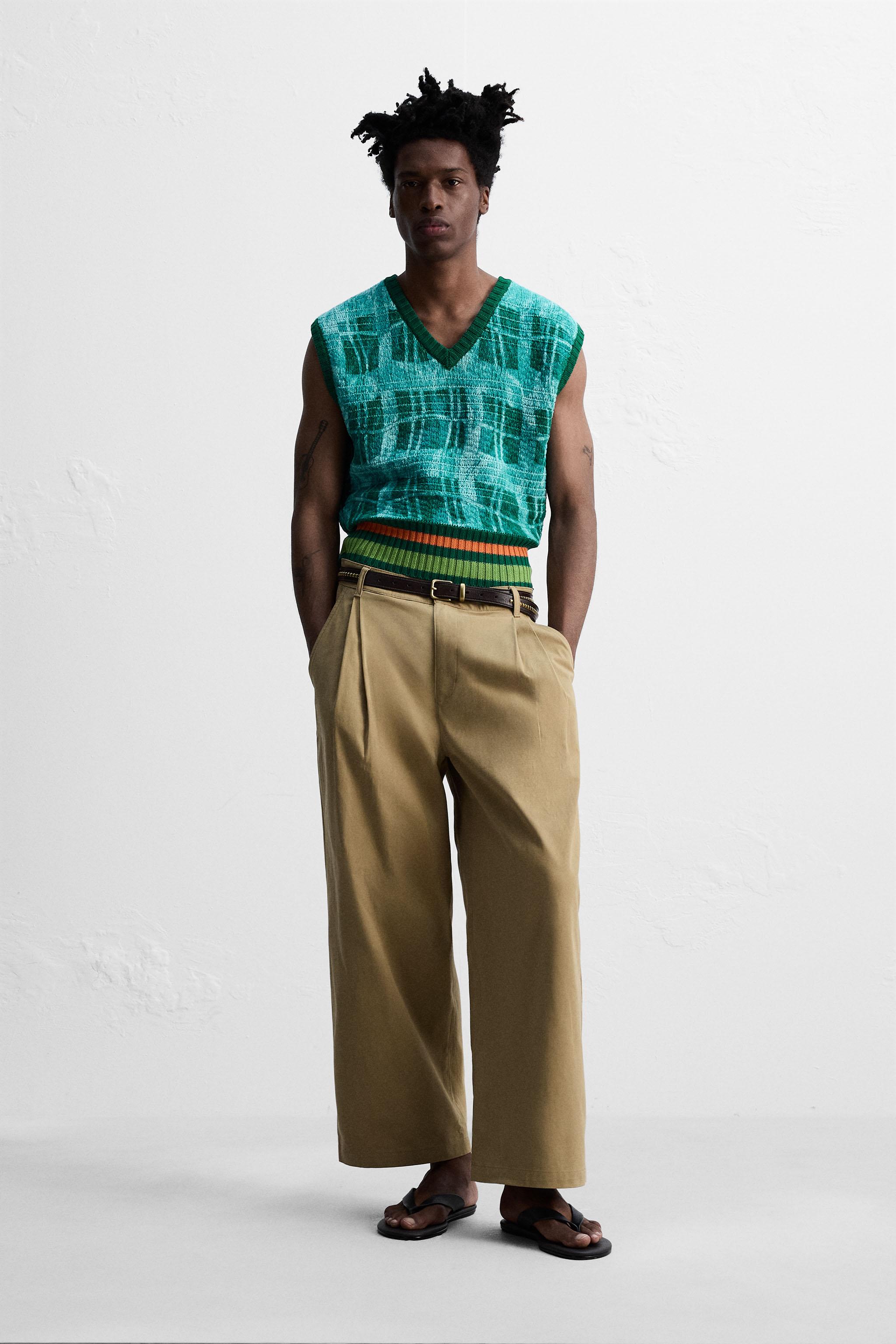 PLEATED WIDE FIT PANTS