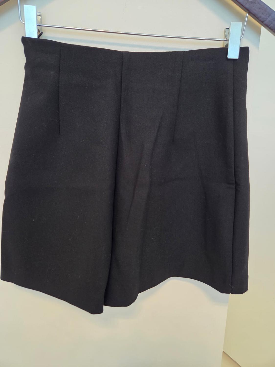 SLIT HEM SKORT - Image 2