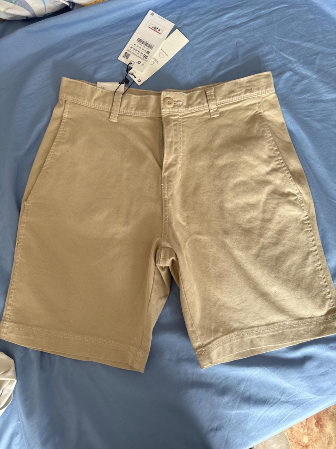 TEXTURED BERMUDA SHORTS - Image 2
