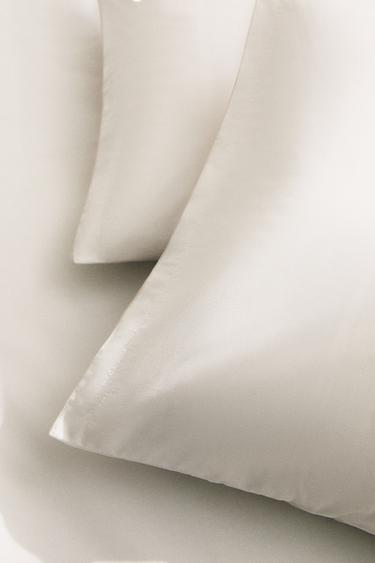 OVERLOCK PILLOWCASE - White by Zara - Image 5