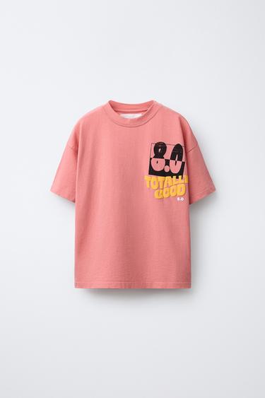 CAMISETA ESTAMPADO RELIEVE - Coral de Zara
