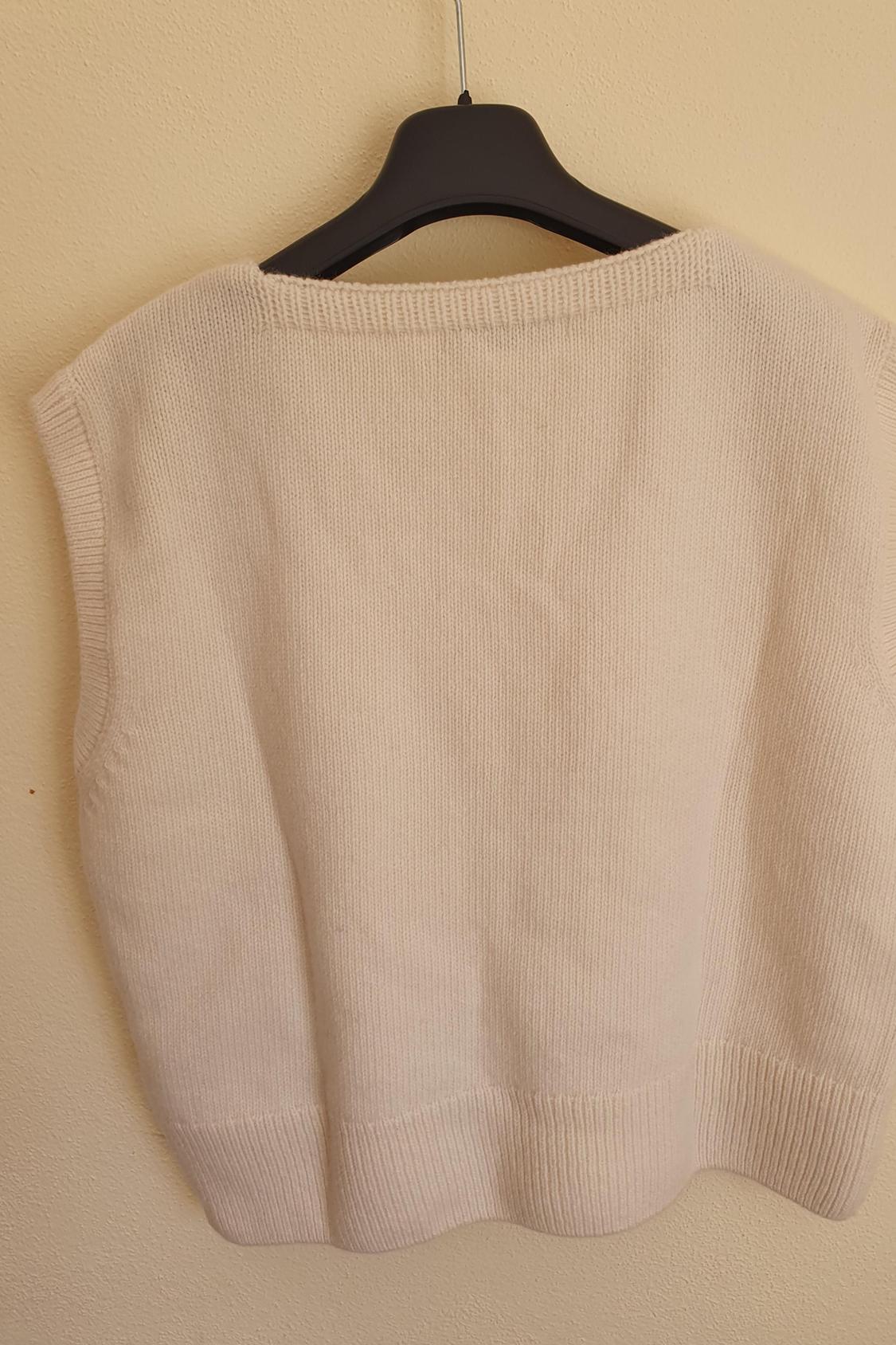 WOOL KNIT VEST - Image 3