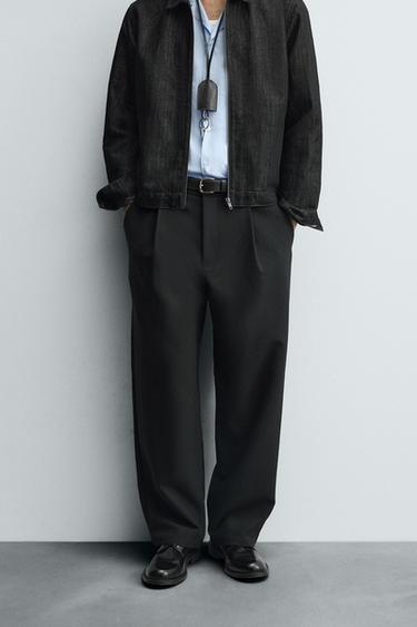 RELAXED FIT PLEATED TROUSERS - Black by Zara