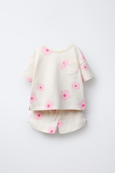 CONJUNTO CAMISETA Y BERMUDA ESTAMPADA - Crudo de Zara - Imagen 0