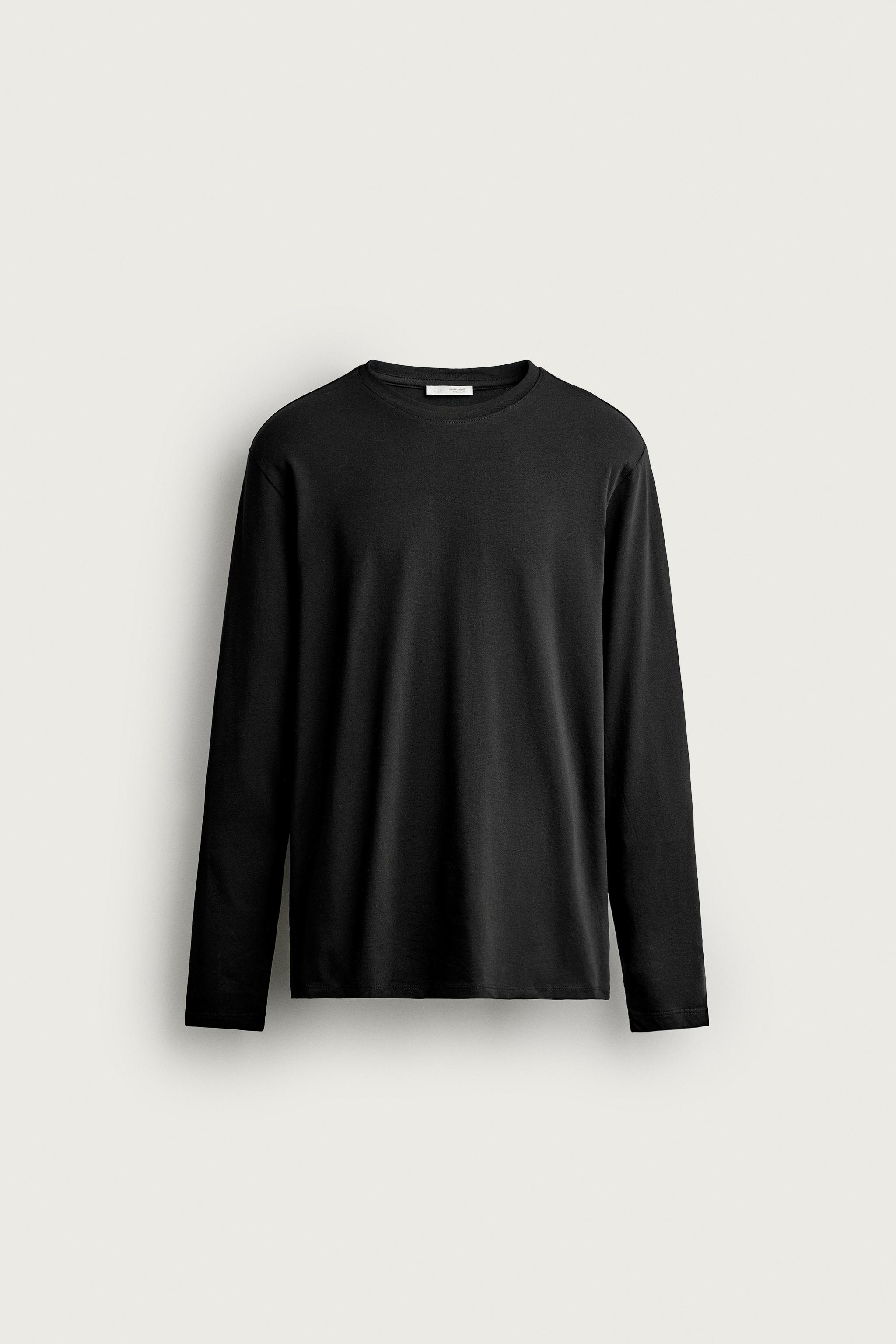 BASIC SLIM FIT T-SHIRT