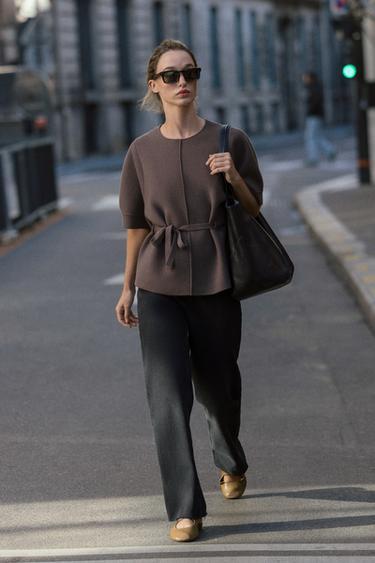 PULL EN MAILLE À MANCHES BALLON - Marron de Zara - Image 0