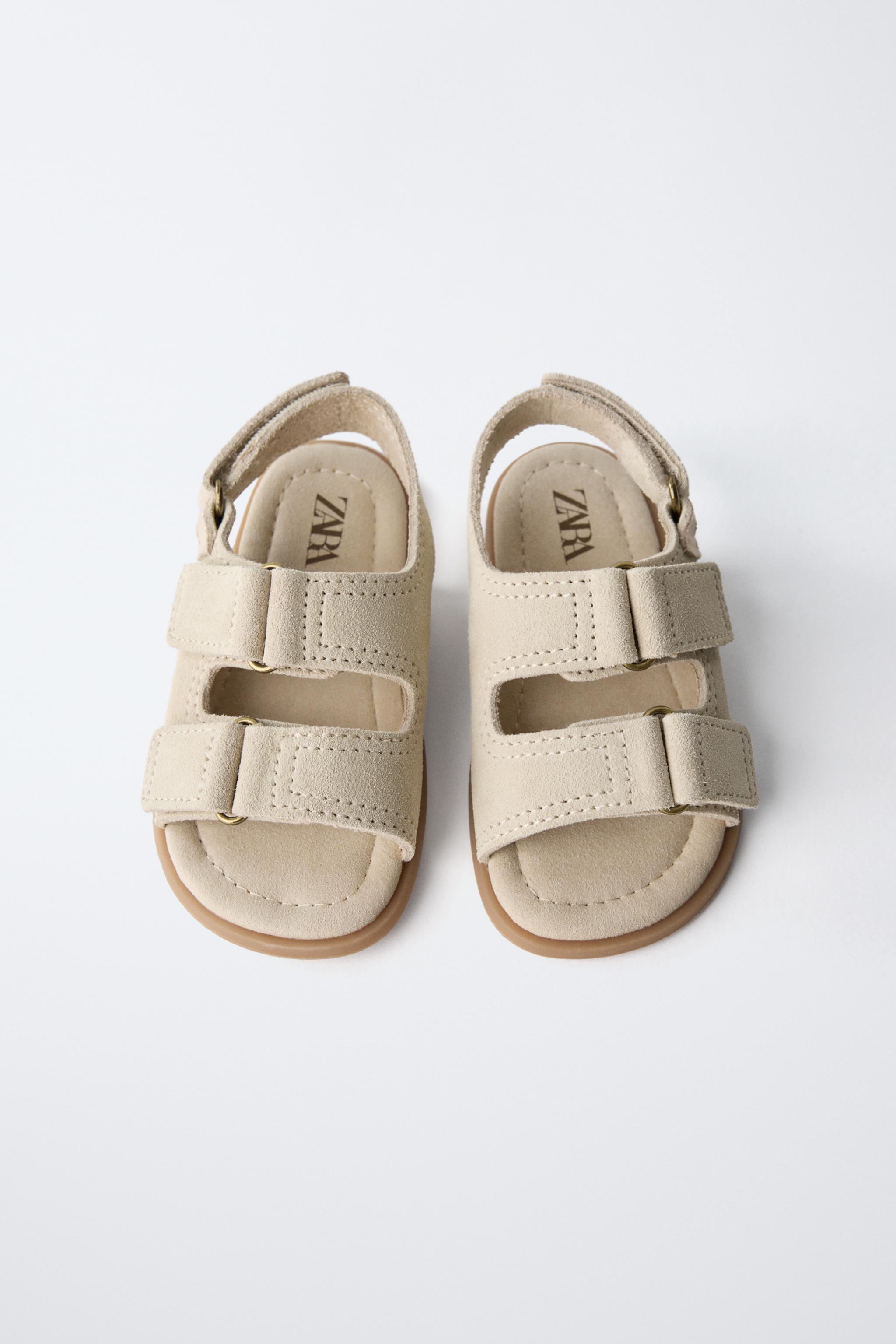 SANDALES EN CUIR BAREFOOT