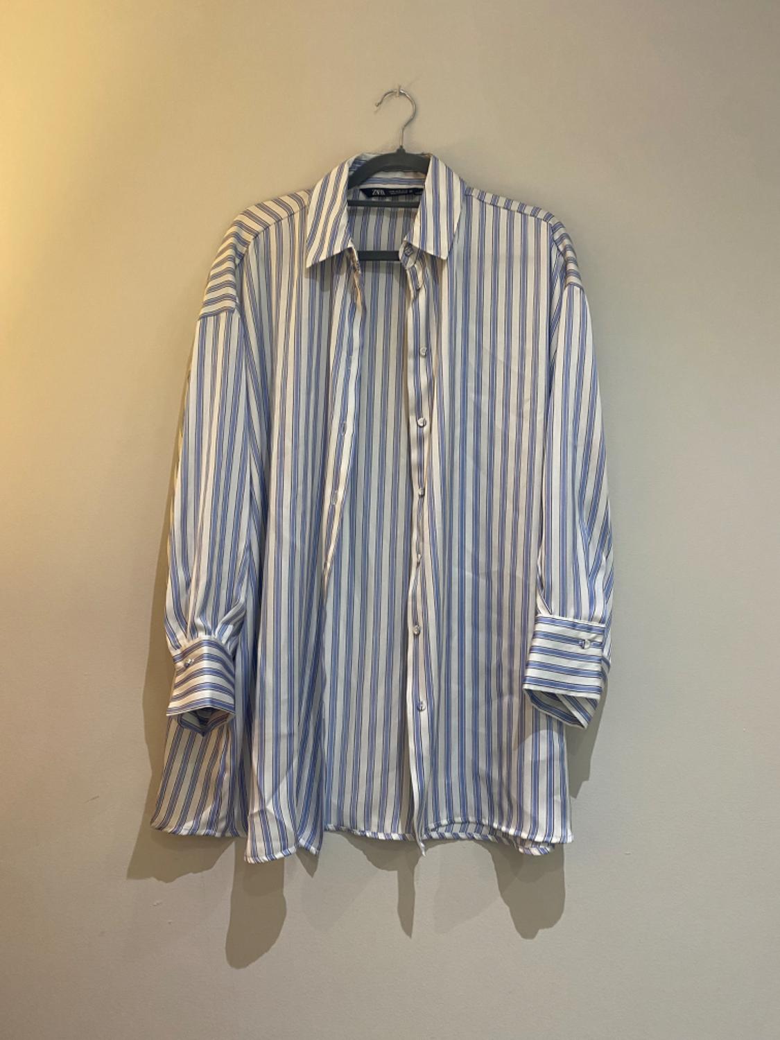 SATIN OVERSIZE SHIRT