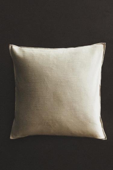 VELVET CUSHION COVER - Green by Zara