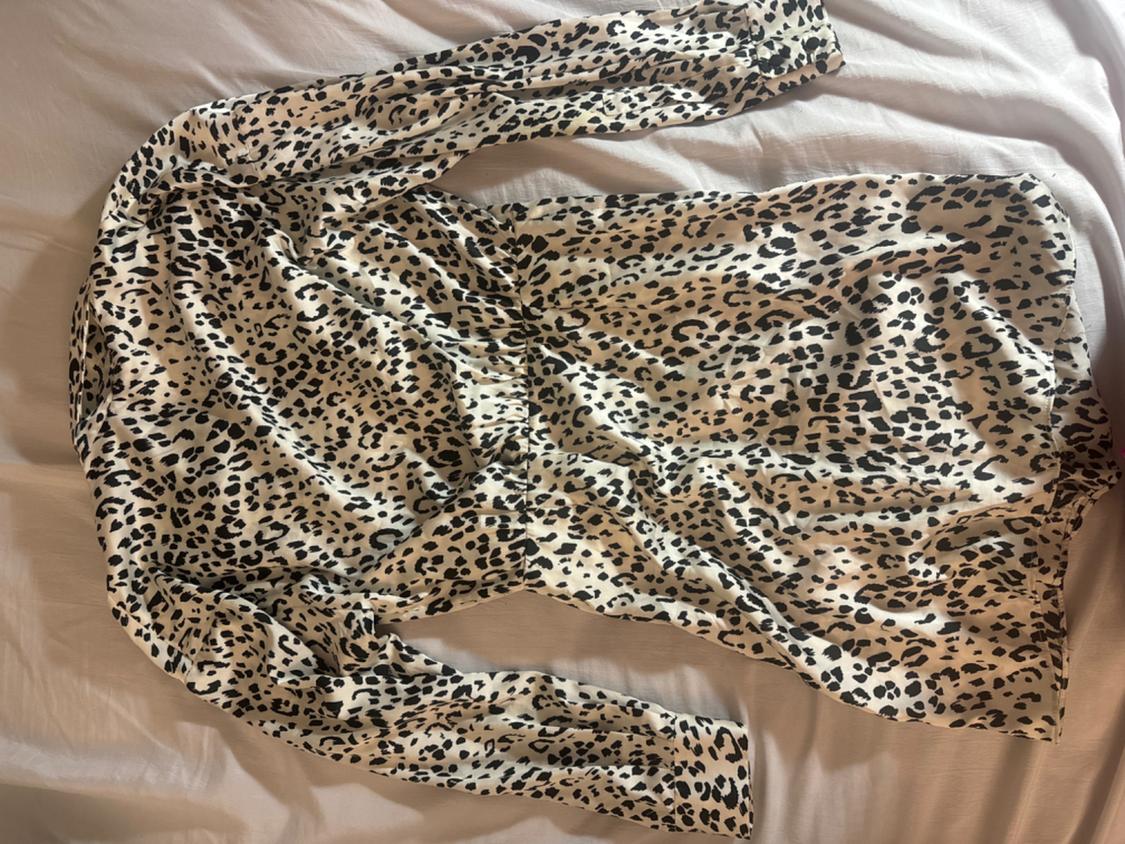 ANIMAL PRINT WRAP DRESS - Image 2