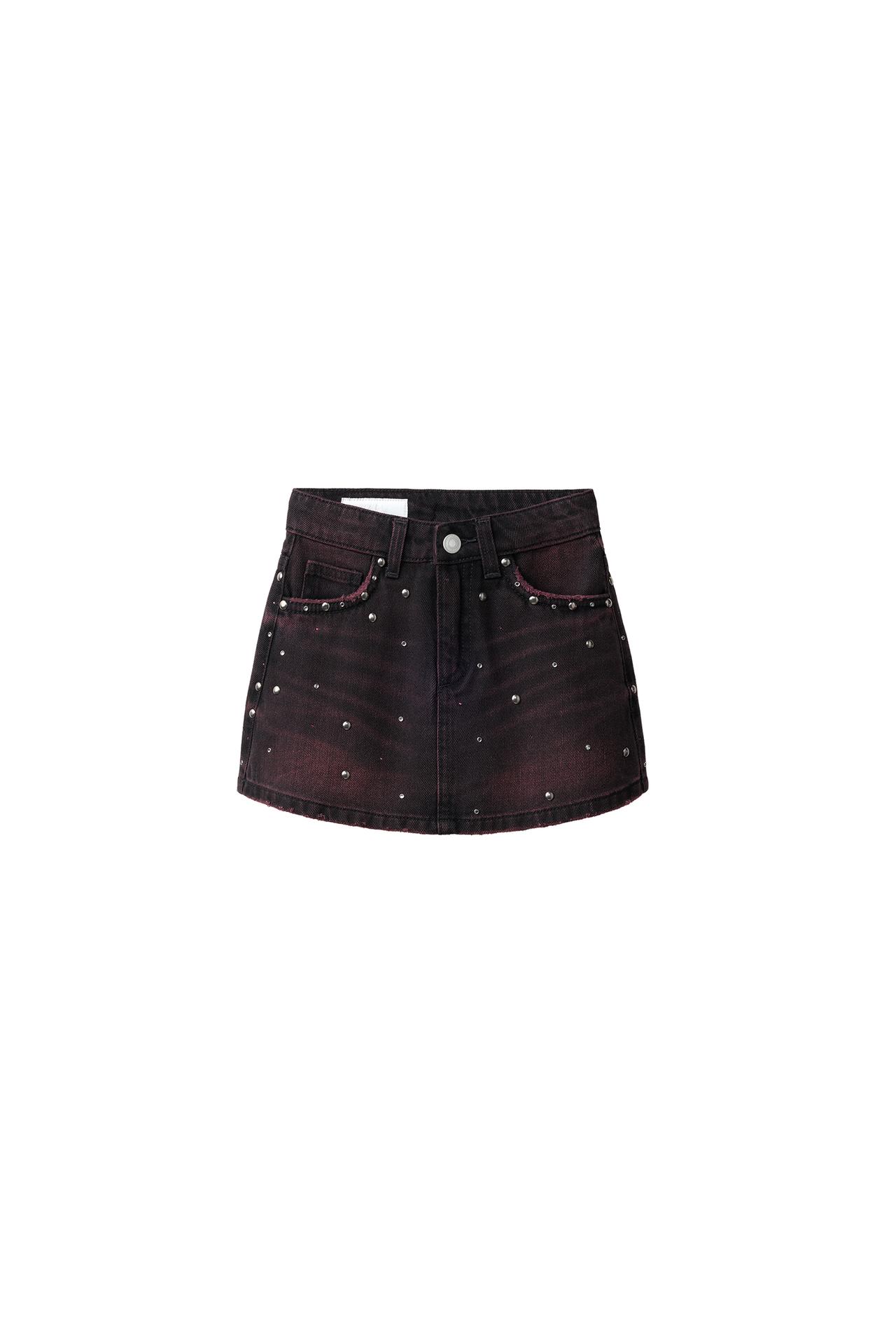 STUDDED DENIM SKORT