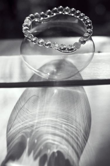 BUBBLED GLASS VASE - Transparent by Zara