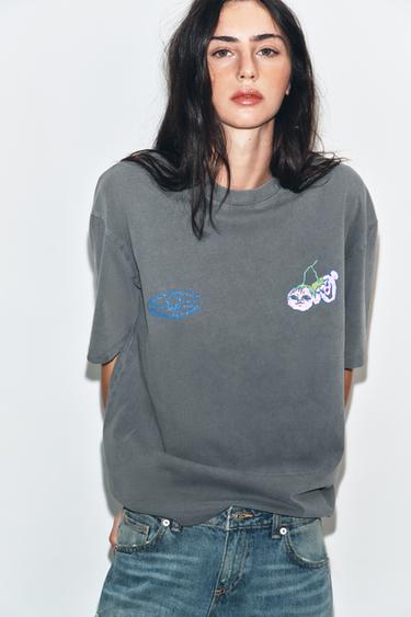 T-SHIRT IN VERWASCHENER OPTIK PAULA GRENOUILLE - Anthrazit von Zara