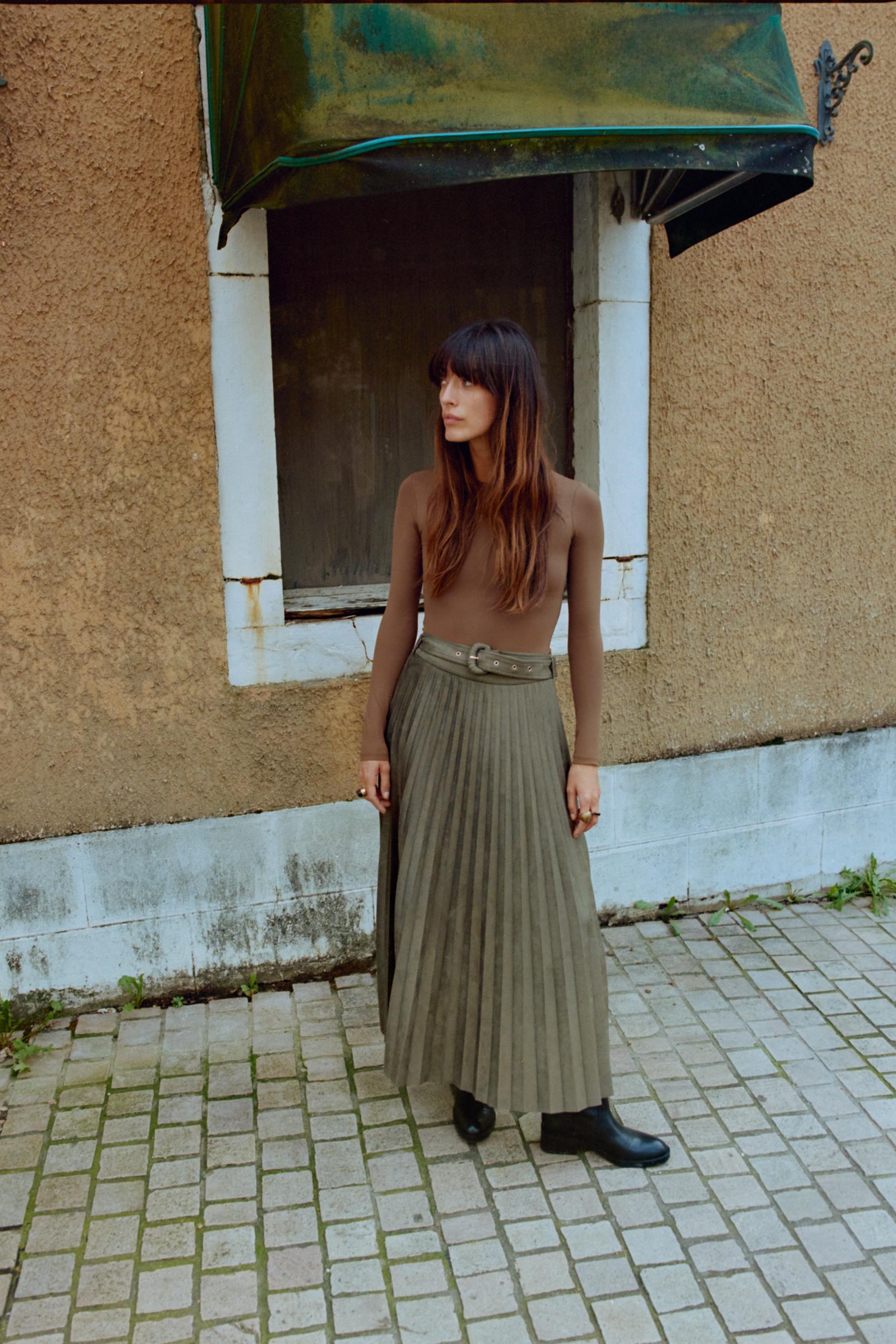 FAUX SUEDE PLEATED MIDI SKIRT Khaki ZARA Canada