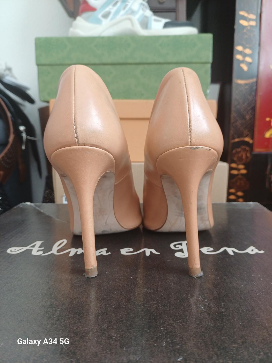 ZAPATOS DE TACON BEIGE - Image 2