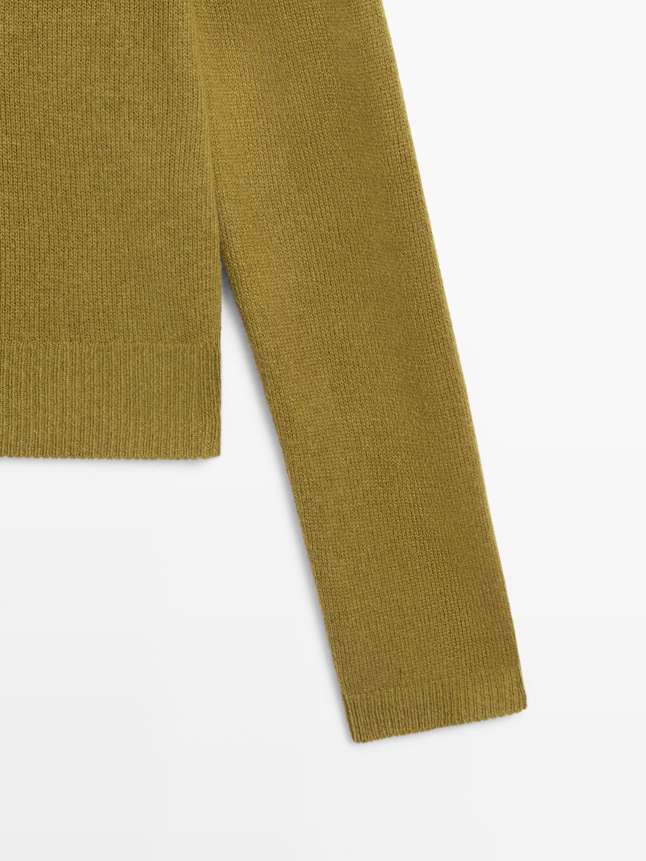 100% wool knit cardigan with covered buttons