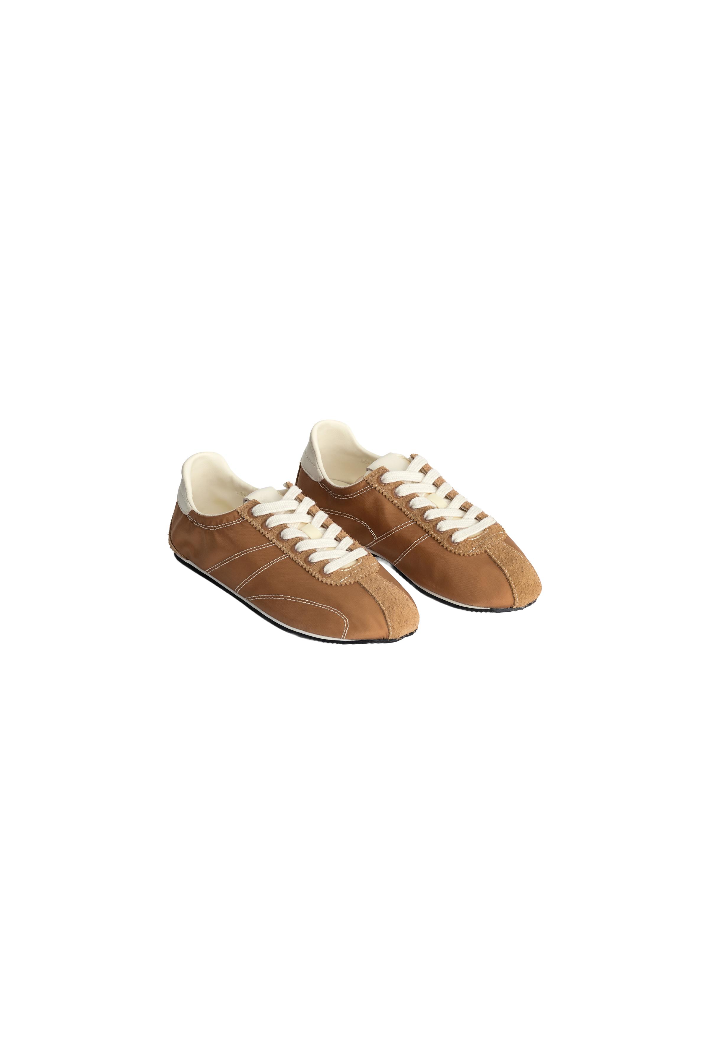 限定版レザースニーカー - エクリュ | ZARA Japan / 日本