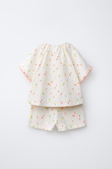 T-SHIRT AND TEXTURED PRINT BERMUDA SHORTS SET - Ecru / Marl by Zara - Image 1