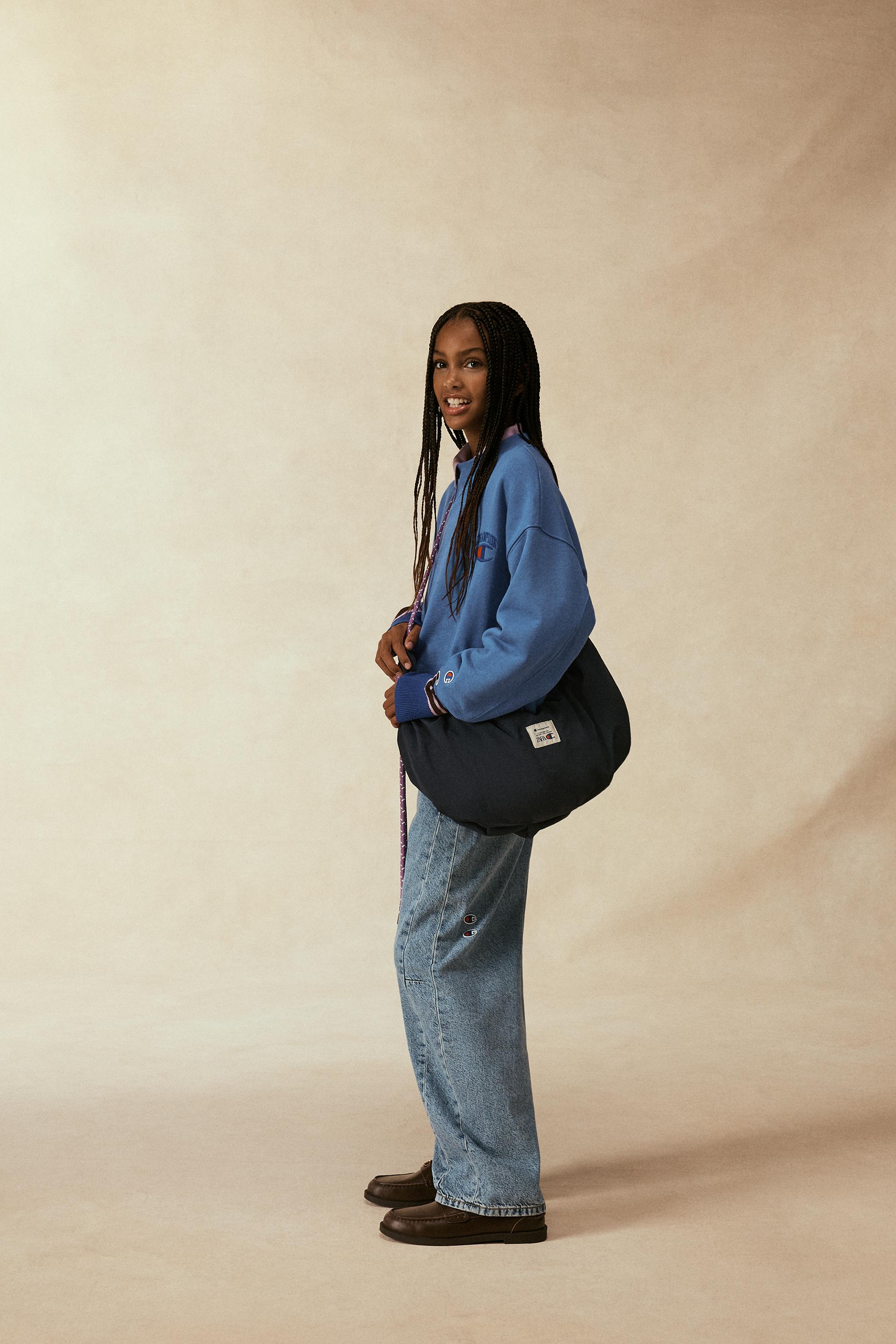 ゆう CHAMPION ® X ZARA EMBROIDERED SWEATSHIRT - Bluish | ZARA