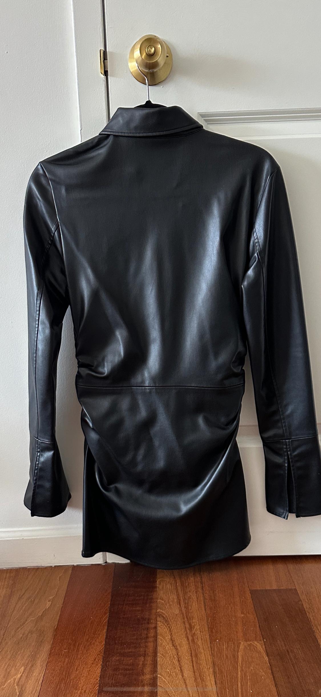 FITTED FAUX LEATHER OVERSHIRT - Image 2