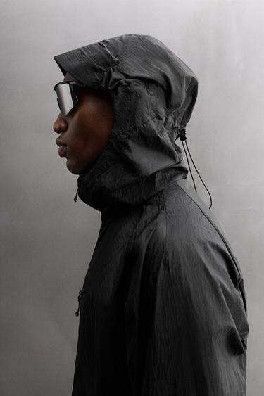 BLUSÃO CORTA-VENTO - Preto da Zara