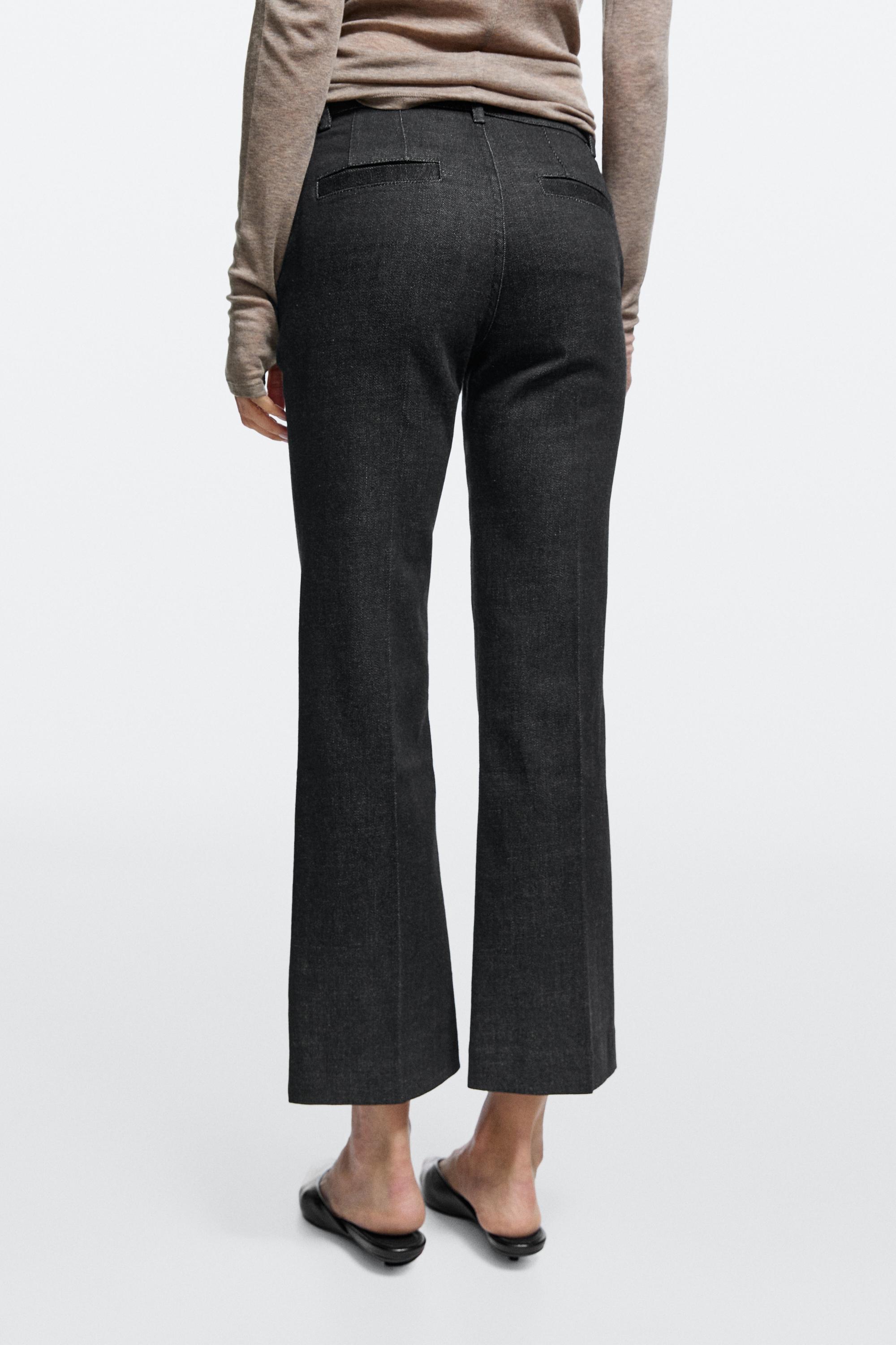 Mid-waist cropped flare fit jeans